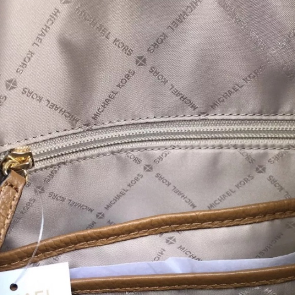 Michael Kors Abbey Large Backpack Brown leather - Picture 5 of 6